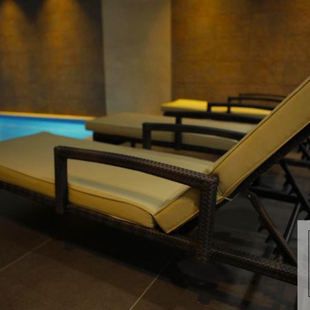 Orbi Palace Deluxe Bakoerjani Buitenkant foto